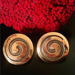 Vintage Copper Swirl Screwback Earrings